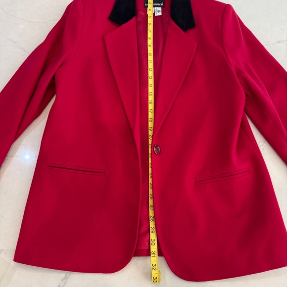 Sag Harbor Red Wool Blazer with Black Velvet Collar - Women’s Size 14, Pre-Owned - Picture 10 of 12